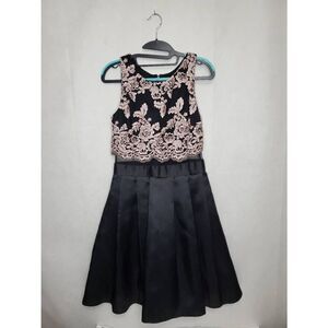 Betsy & Adam A Line Pleated Skirt Mesh Embroidered Formal Pink and Black Dress